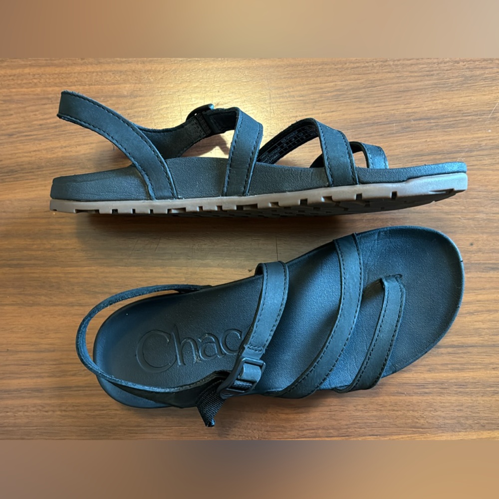 Women’s Chaco Lowdown Strappy sandal, size 7, black
